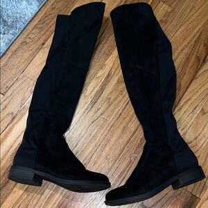 Black Knee-High Women's Boots